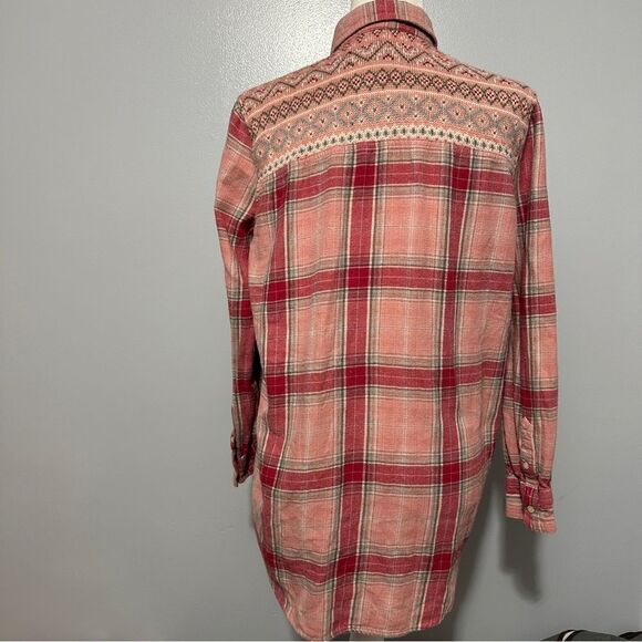 Aeropostale pink plaid button up shirt,tie at the waist, knitted back size M - Picture 4 of 8